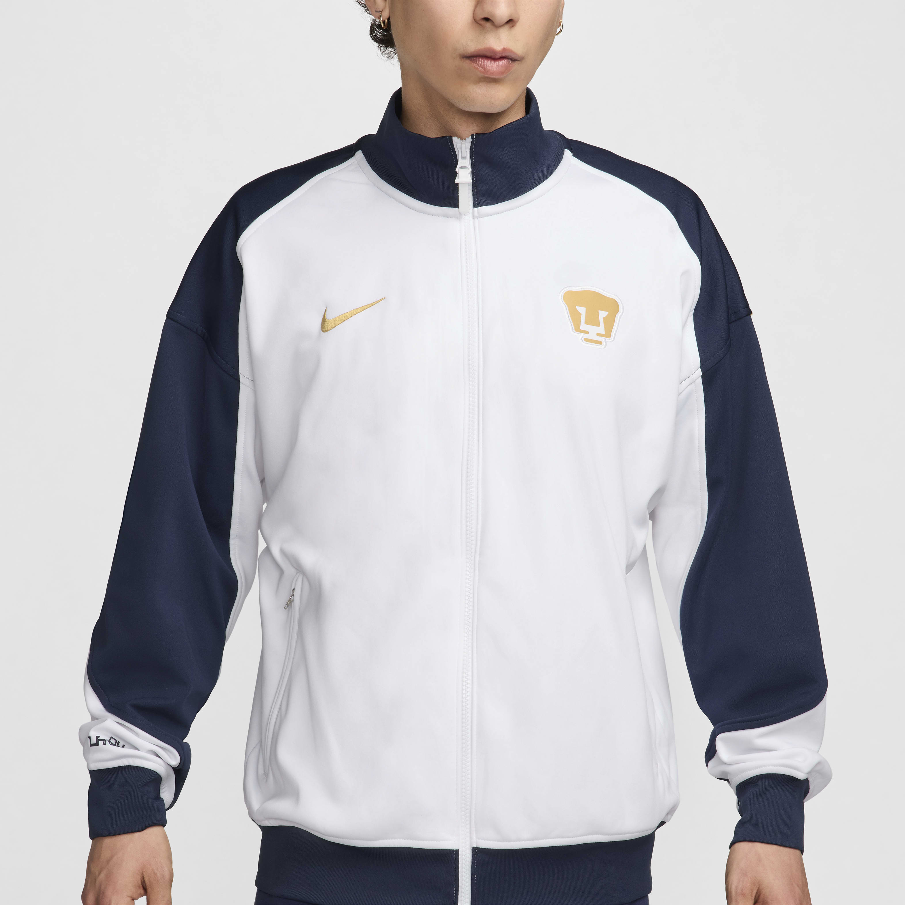 Nike pumas unam jacket deals